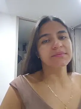 Snapshot of Lu_Alzafirah chatting on December 14, 1:27 pm Lu Alzafirah online show from December 14, 1:27 pm