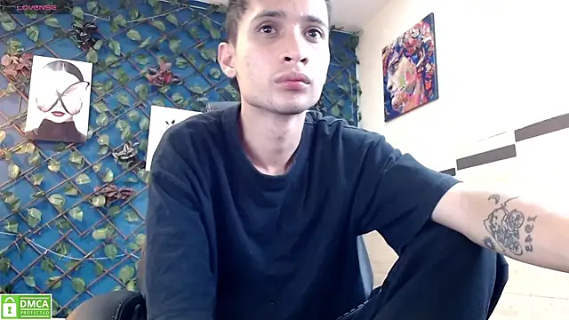 LucassSmith11 online show from July 17, 3:46 am