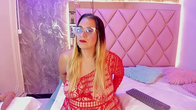 MHONIKBELUCCI online show from March 7, 10:07 pm