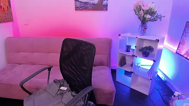 SwettieSammy online show from June 3, 2:33 pm