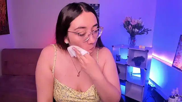 SwettieSammy online show from June 17, 12:07 pm