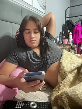 Snapshot of larysinha chatting on May 15, 6:48 pm larysinha online show from May 15, 6:48 pm