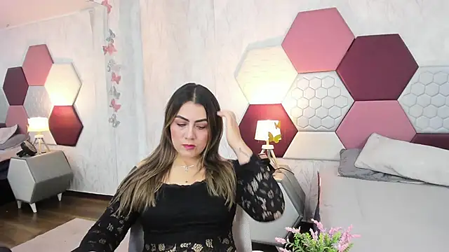 Snapshot of AriaRous chatting on May 30, 4:26 pm AriaRous online show from May 30, 4:26 pm