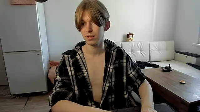 y0urSteve online show from May 9, 10:31 am