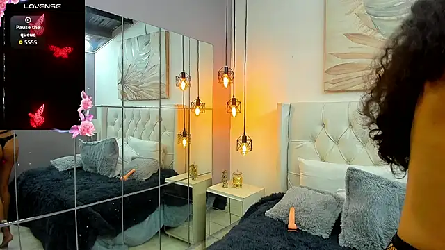 Snapshot of violeta_0426 chatting on December 2, 11:11 pm violeta 0426 online show from December 2, 11:11 pm