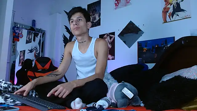 Snapshot of Jake_beach_ chatting on May 29, 7:34 pm Jake beach online show from May 29, 7:34 pm