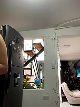 Snapshot of kayla_lumin chatting on December 2, 3:51 pm kayla lumin online show from December 2, 3:51 pm