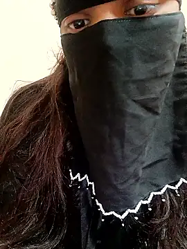 Snapshot of Rukmadi_hot chatting on December 16, 3:11 am Rukmadi hot online show from December 16, 3:11 am