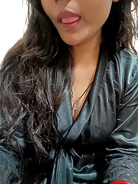 Snapshot of Rukmadi_hot chatting on December 18, 3:56 am Rukmadi hot online show from December 18, 3:56 am