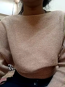 Snapshot of Rukmadi_hot chatting on February 24, 3:37 am Rukmadi hot online show from February 24, 3:37 am