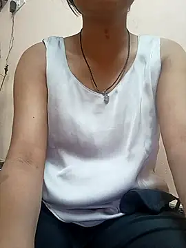 Snapshot of Rukmadi_hot chatting on April 9, 2:55 am Rukmadi hot online show from April 9, 2:55 am