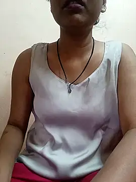 Snapshot of Rukmadi_hot chatting on April 21, 3:02 am Rukmadi hot online show from April 21, 3:02 am
