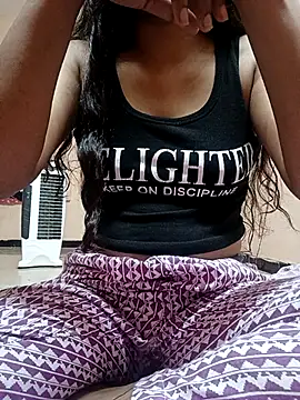 Snapshot of Rukmadi_hot chatting on July 4, 4:18 am Rukmadi hot online show from July 4, 4:18 am