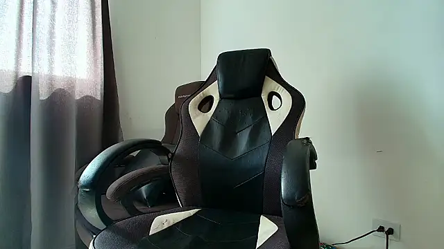 liorvante online show from February 4, 3:07 pm