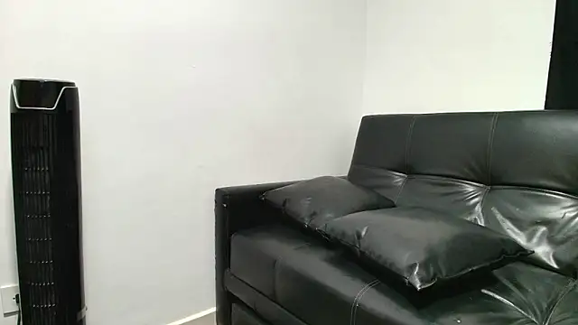 liorvante online show from April 7, 1:28 am