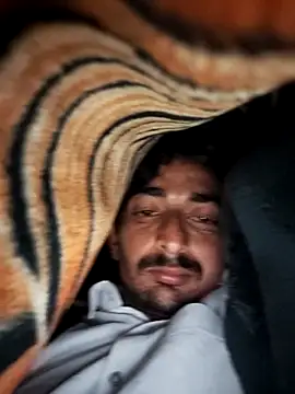 TwinklyBasket897 online show from December 15, 5:39 pm