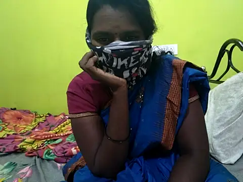 Snapshot of tamil_sumathi chatting on May 22, 5:25 am tamil sumathi online show from May 22, 5:25 am