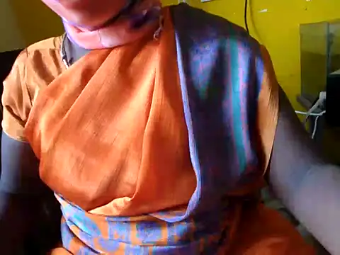 Snapshot of tamil_sumathi chatting on June 15, 5:09 am tamil sumathi online show from June 15, 5:09 am