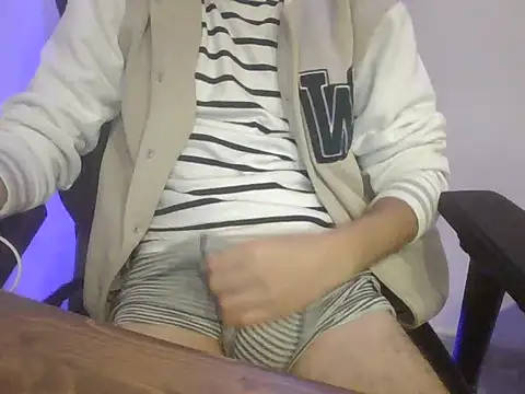 dark blue90 online show from December 2, 11:04 am