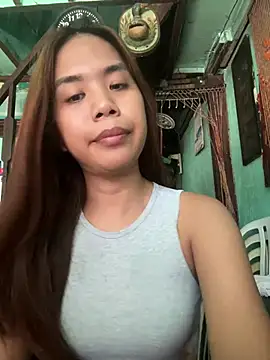 Snapshot of Margaux4U chatting on May 29, 5:49 am Margaux4U online show from May 29, 5:49 am