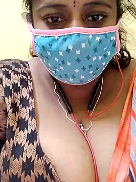 Snapshot of Thanmaya22 chatting on December 13, 8:36 pm Thanmaya22 online show from December 13, 8:36 pm