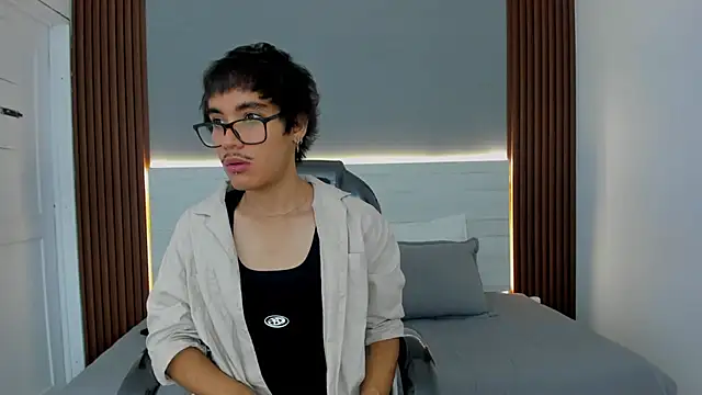 Antonio rowan online show from December 14, 1:38 pm