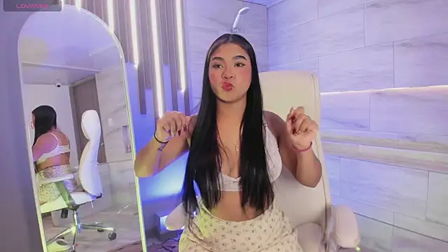 Mylarossi online show from February 5, 3:49 pm