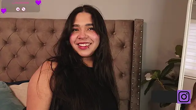 Snapshot of Mylarossi chatting on May 7, 3:50 pm Mylarossi online show from May 7, 3:50 pm
