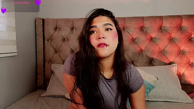 Snapshot of Mylarossi chatting on May 27, 4:59 pm Mylarossi online show from May 27, 4:59 pm
