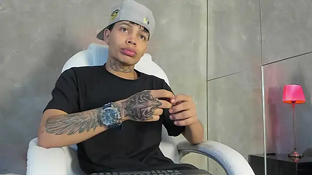 Renzo Dogan online show from December 4, 2:54 am