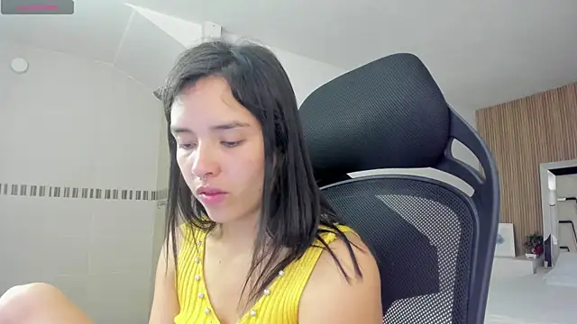 Snapshot of Cherrybombs_ chatting on June 6, 1:05 pm Cherrybombs online show from June 6, 1:05 pm