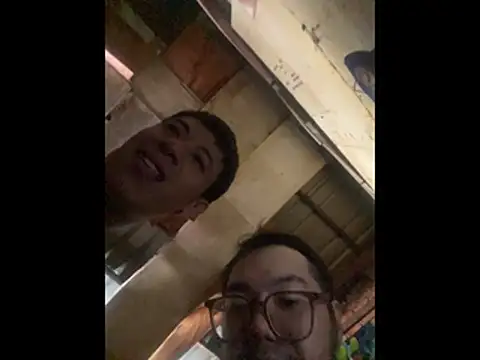 Snapshot of CoupleHiF chatting on November 30, 1:09 am CoupleHiF online show from November 30, 1:09 am
