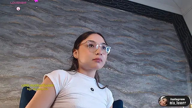 Snapshot of Mia_Luxor chatting on July 6, 3:36 pm Mia Luxor online show from July 6, 3:36 pm