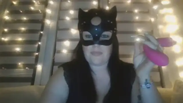 Snapshot of bellavelours chatting on July 21, 8:33 pm bellavelours online show from July 21, 8:33 pm
