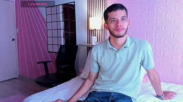 dear lover1 online show from December 15, 2:21 pm