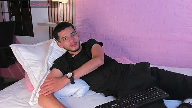 dear lover1 online show from December 16, 2:11 pm