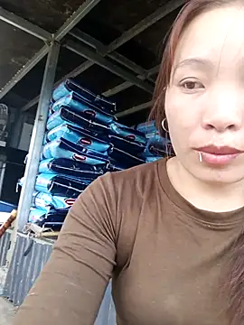 Evelyn-n online show from December 18, 4:40 am