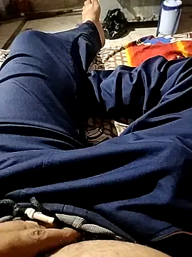 Snapshot of mast_boy chatting on November 30, 6:28 am mast boy online show from November 30, 6:28 am