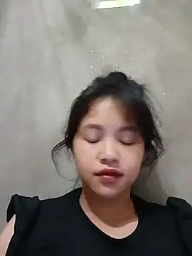 Snapshot of Pretty-haert chatting on July 8, 12:48 am Pretty-haert online show from July 8, 12:48 am