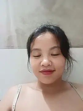 Snapshot of Pretty-haert chatting on July 25, 5:21 pm Pretty-haert online show from July 25, 5:21 pm