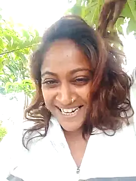 dusky diva d online show from June 25, 10:20 am