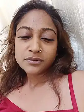 dusky diva d online show from June 28, 8:37 pm