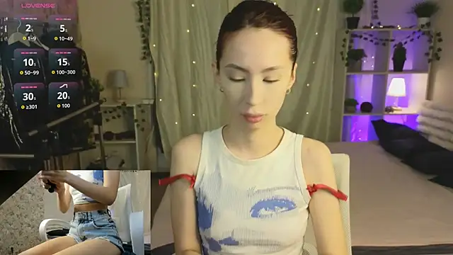 Snapshot of Ssin_Megan chatting on December 15, 11:03 am Ssin Megan online show from December 15, 11:03 am