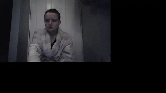 Amy01112 online show from December 20, 3:19 pm