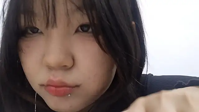 MeowMiaMeow online show from December 2, 6:14 pm