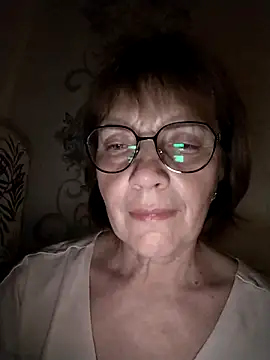 MichelleLove48 online show from March 15, 8:37 pm