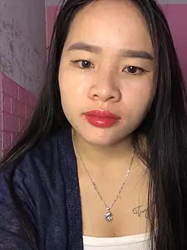 Snapshot of -Lisa-03 chatting on December 1, 5:56 am -Lisa-03 online show from December 1, 5:56 am