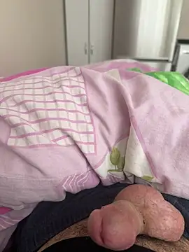 Snapshot of BABAYORGUN344455 chatting on January 19, 10:30 am BABAYORGUN344455 online show from January 19, 10:30 am