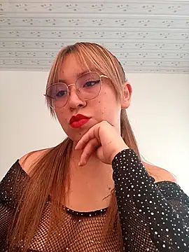 Megan Lopez online show from December 16, 8:58 pm