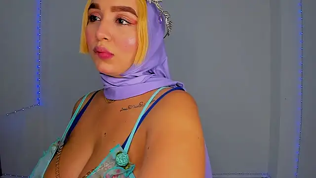 Snapshot of Jazmin_kithana chatting on February 25, 3:49 am Jazmin kithana online show from February 25, 3:49 am